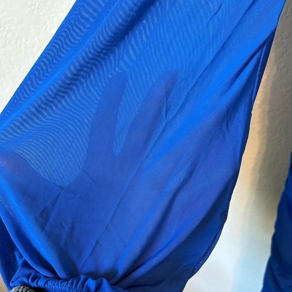 Blue Long sheer sleeve bodycon dress, Plunge neck stretchy knit ruched skirt. Sm - Picture 6 of 9